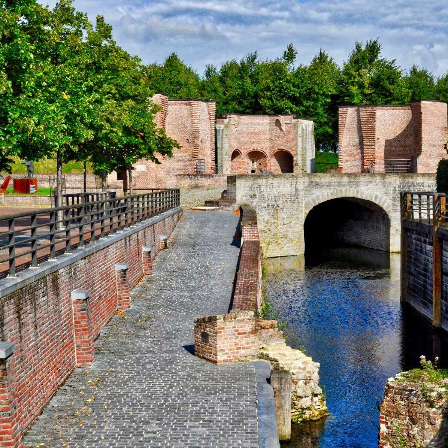 Artistiek Vakantiehuisje フルスト エクステリア 写真